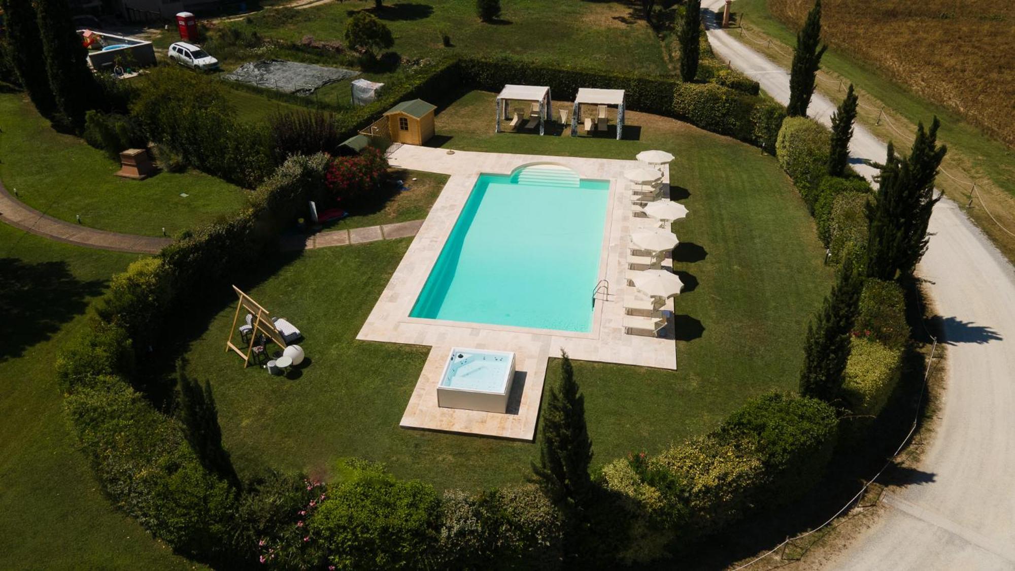 Le Colombaie Country Resort Ponsacco Buitenkant foto
