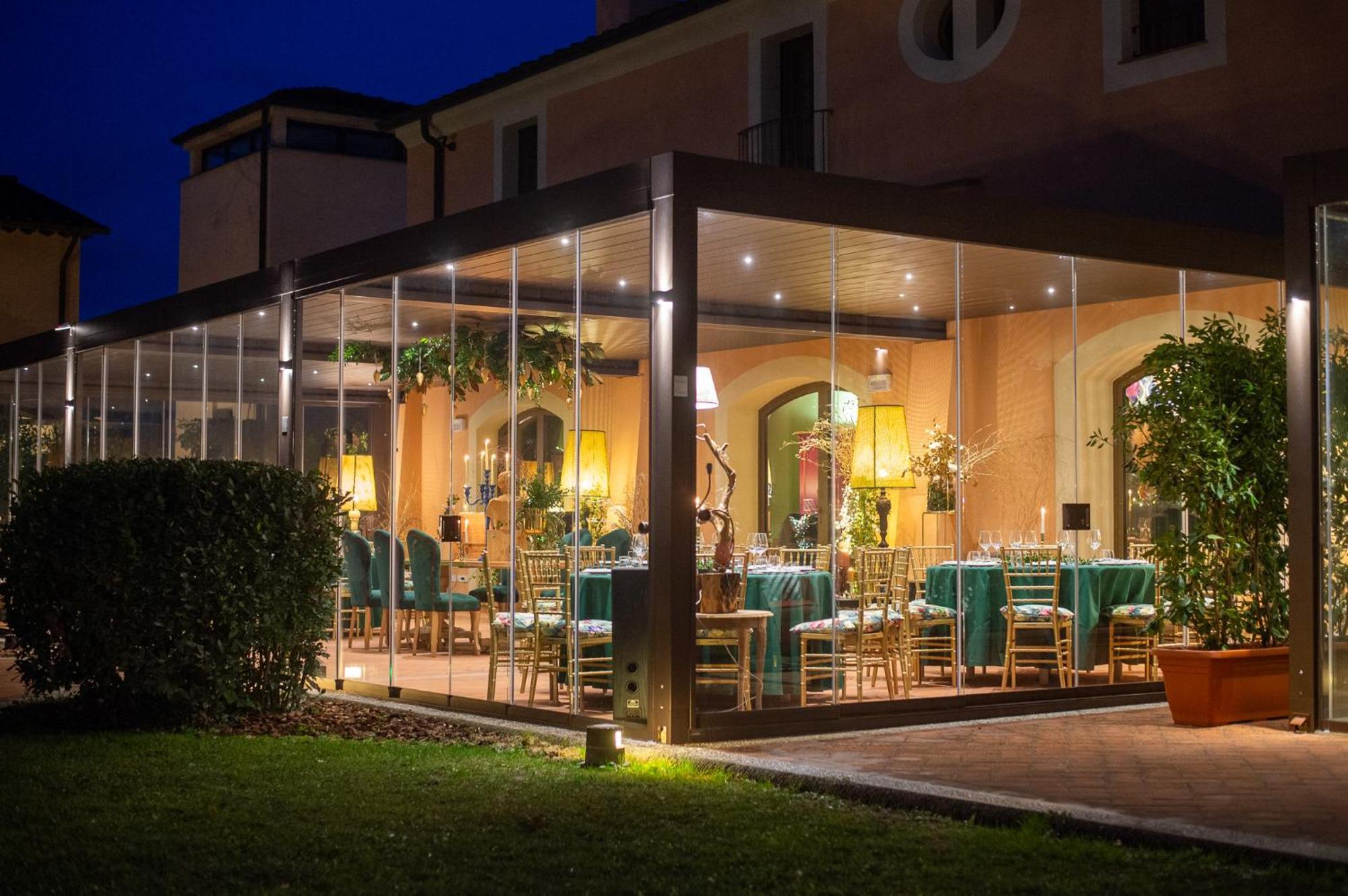 Le Colombaie Country Resort Ponsacco Buitenkant foto