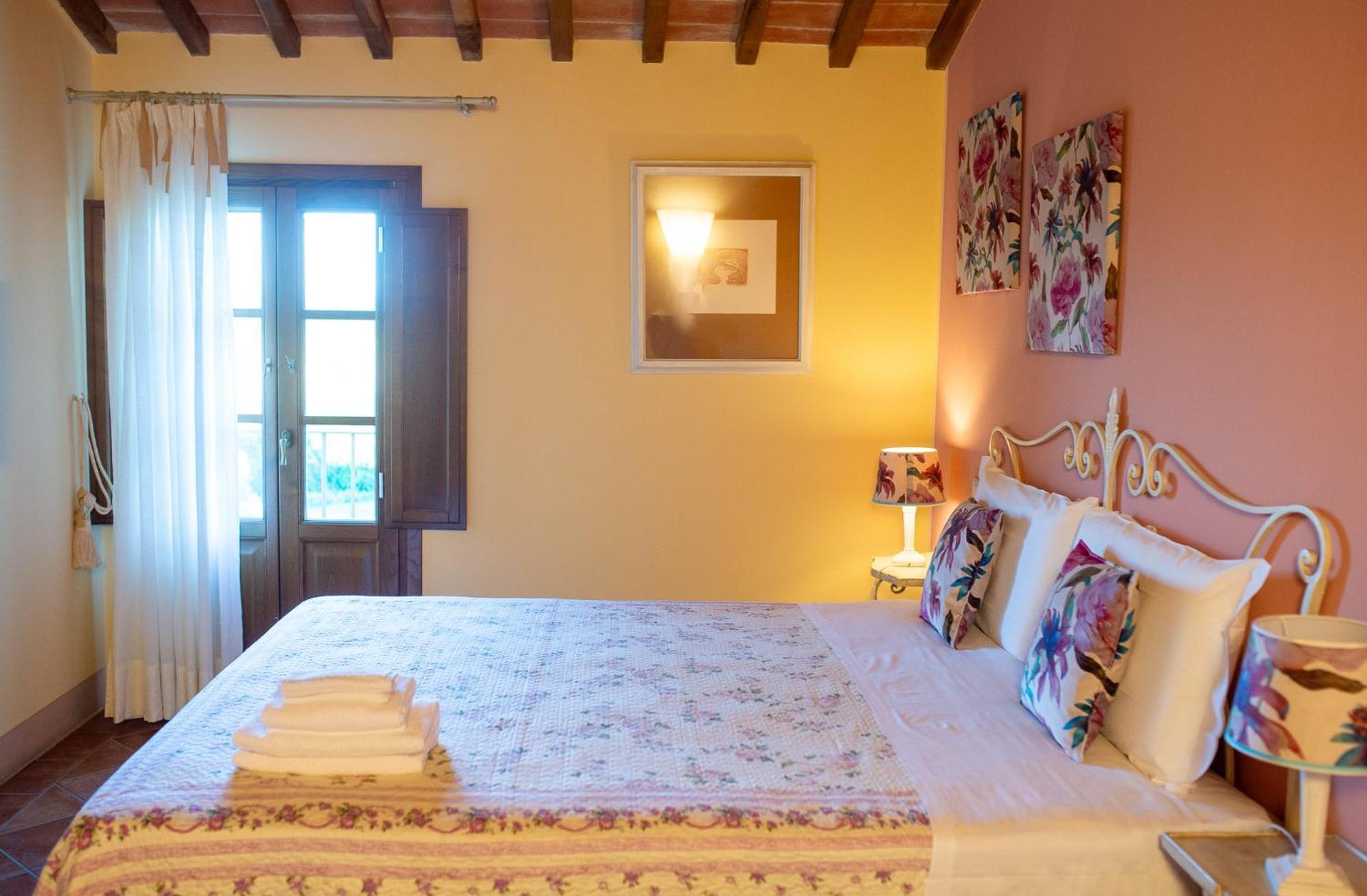 Le Colombaie Country Resort Ponsacco Buitenkant foto